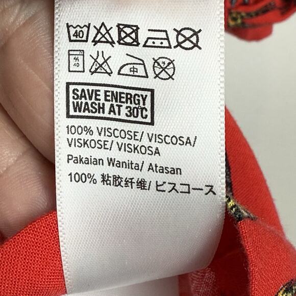 TopShop Women’s Cropped Button Up Top Sz 4 Red Printed Giraffe Tree Eclectic Art - Picture 5 of 8